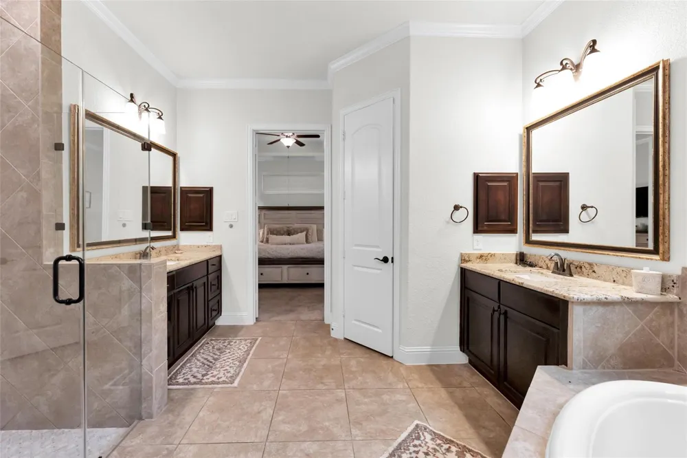214 Reynosa Court Pinehurst, TX 77362