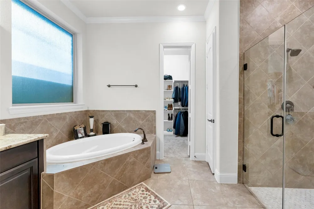 214 Reynosa Court Pinehurst, TX 77362