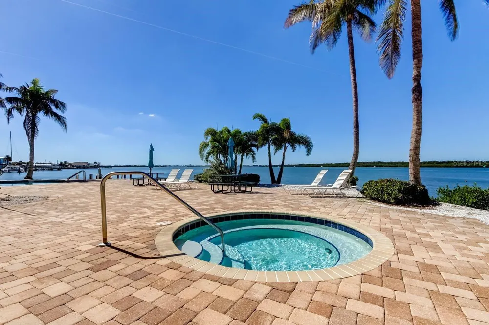 8800 BAY PINES BOULEVARD #212 St Petersburg, FL 33709