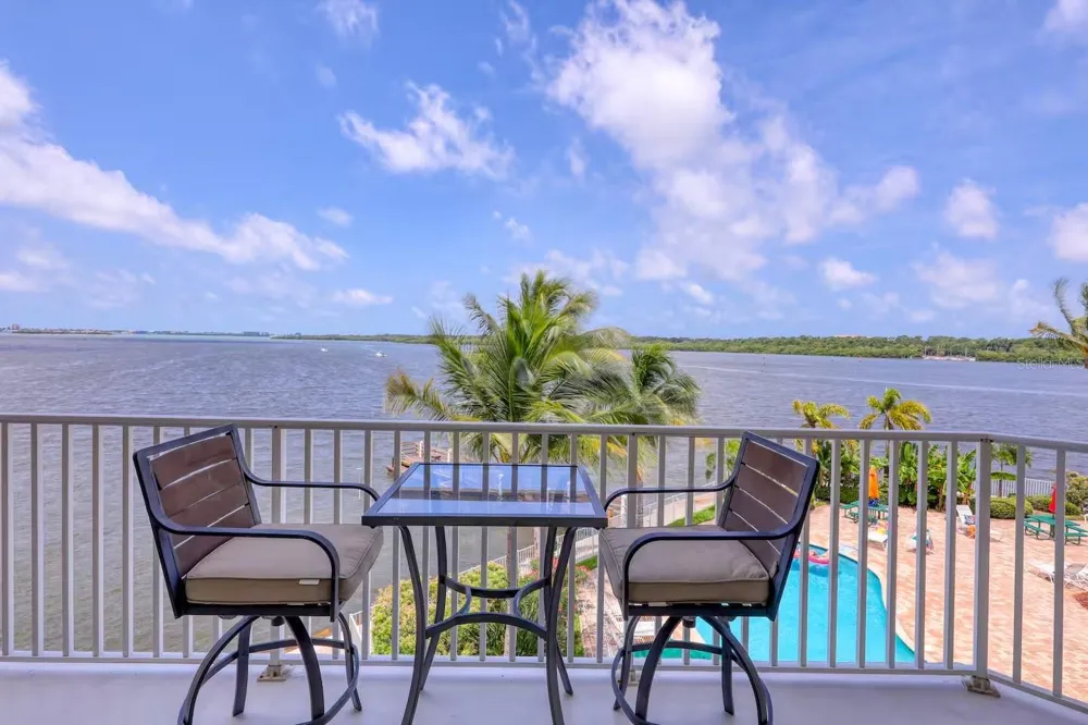 8800 BAY PINES BOULEVARD #212 St Petersburg, FL 33709