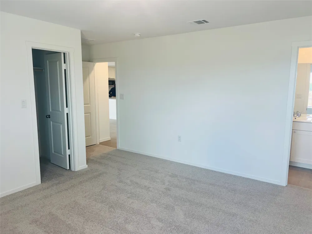Address Not Shown Elgin, TX 78621