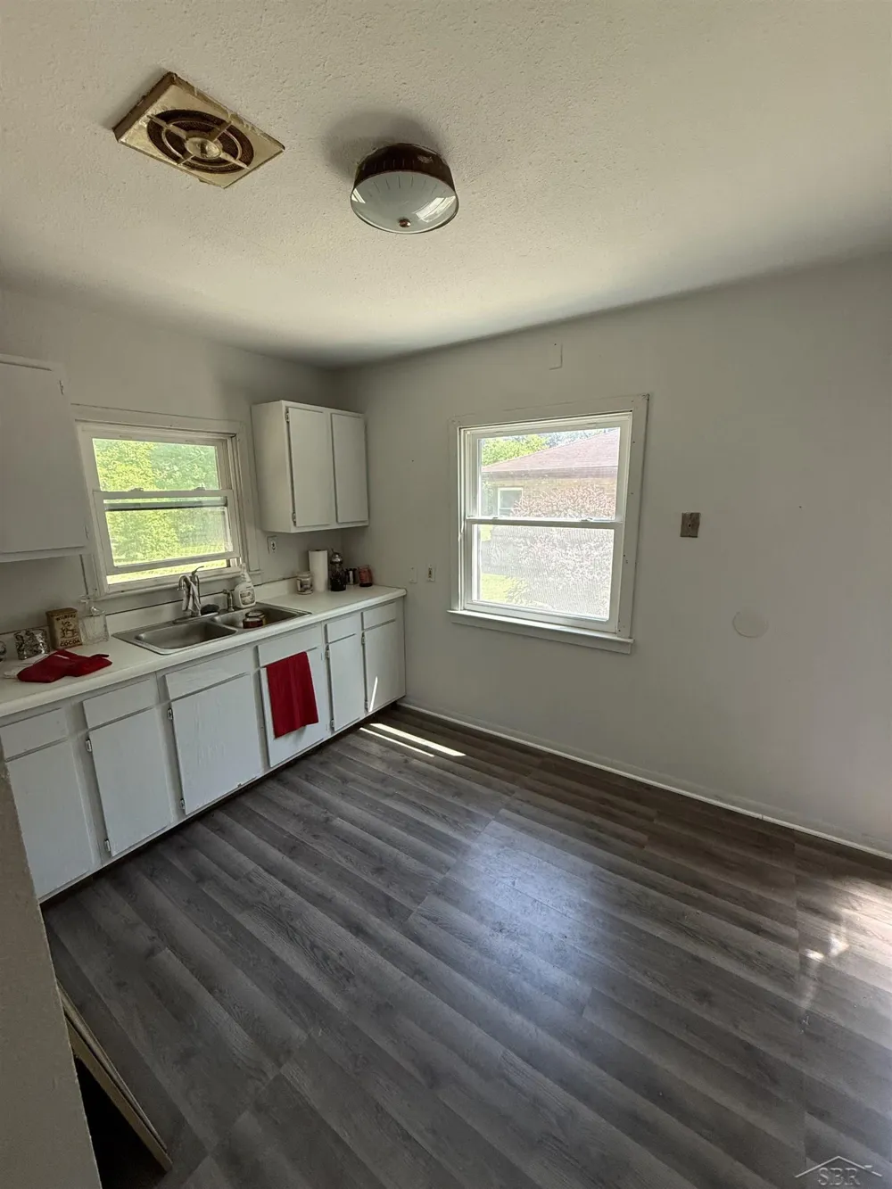 2506 Owen Street Saginaw City, MI 48601