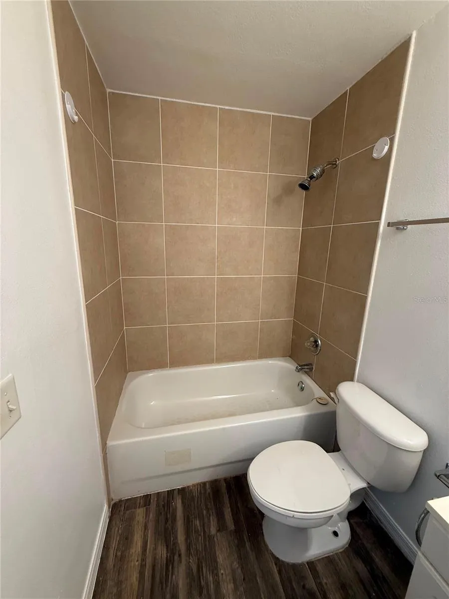 862 CARIBBEAN DRIVE #B Davenport, FL 33897