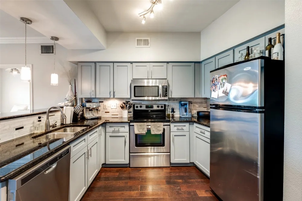 3102 Kings Road #1211 Dallas, TX 75219