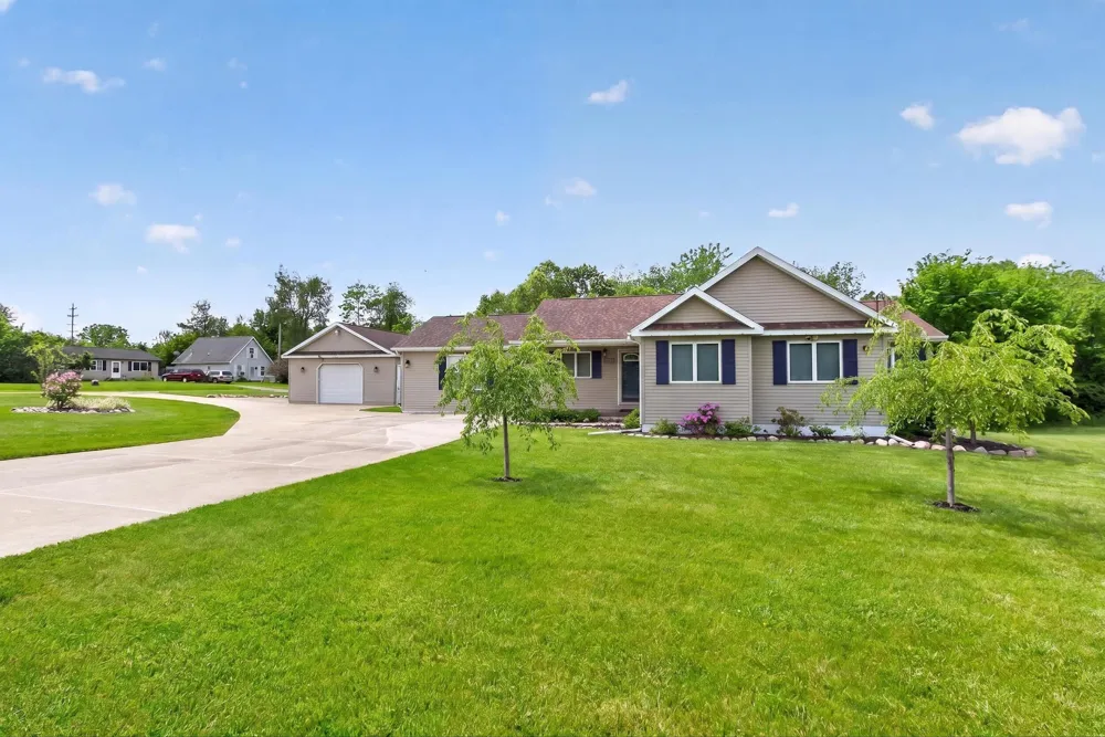 10740 Montview Drive Jerome, MI 49249