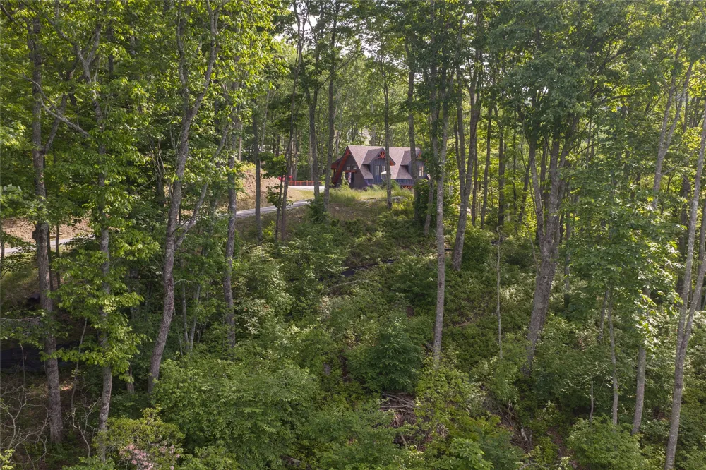 C21 Roaming Road Glenville, NC 28736