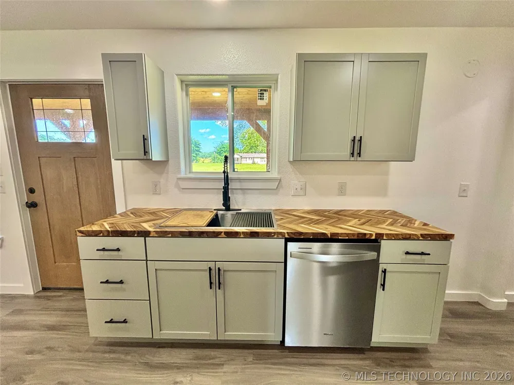 4 King Street Kinta, OK 74552