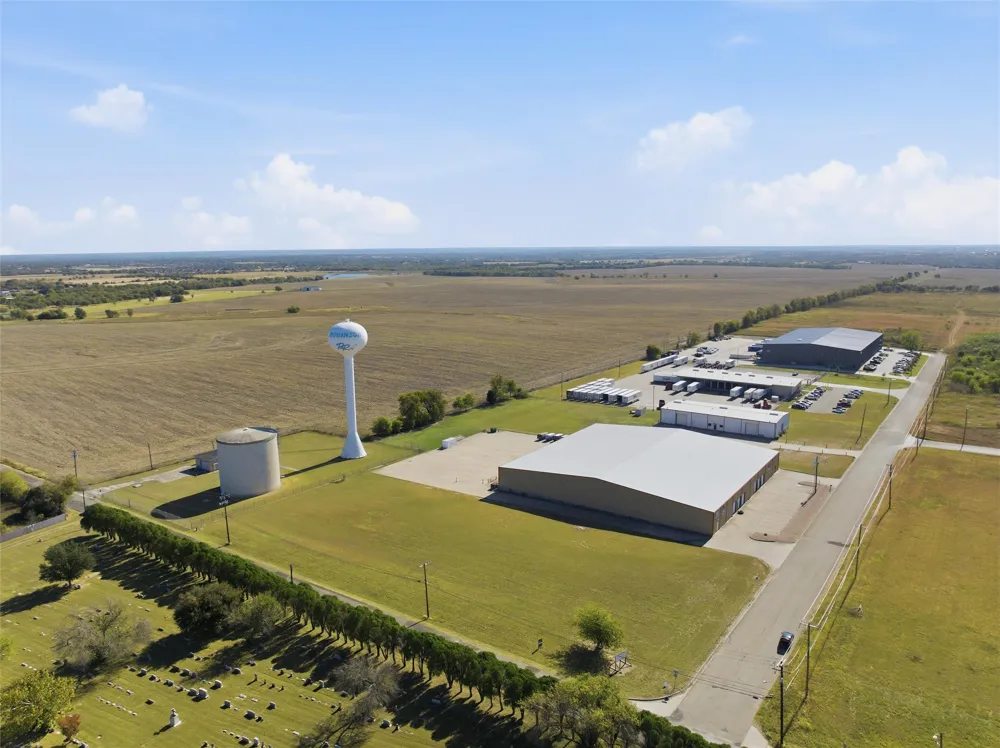 8093 Robinson Industrial Park Robinson, TX 76706