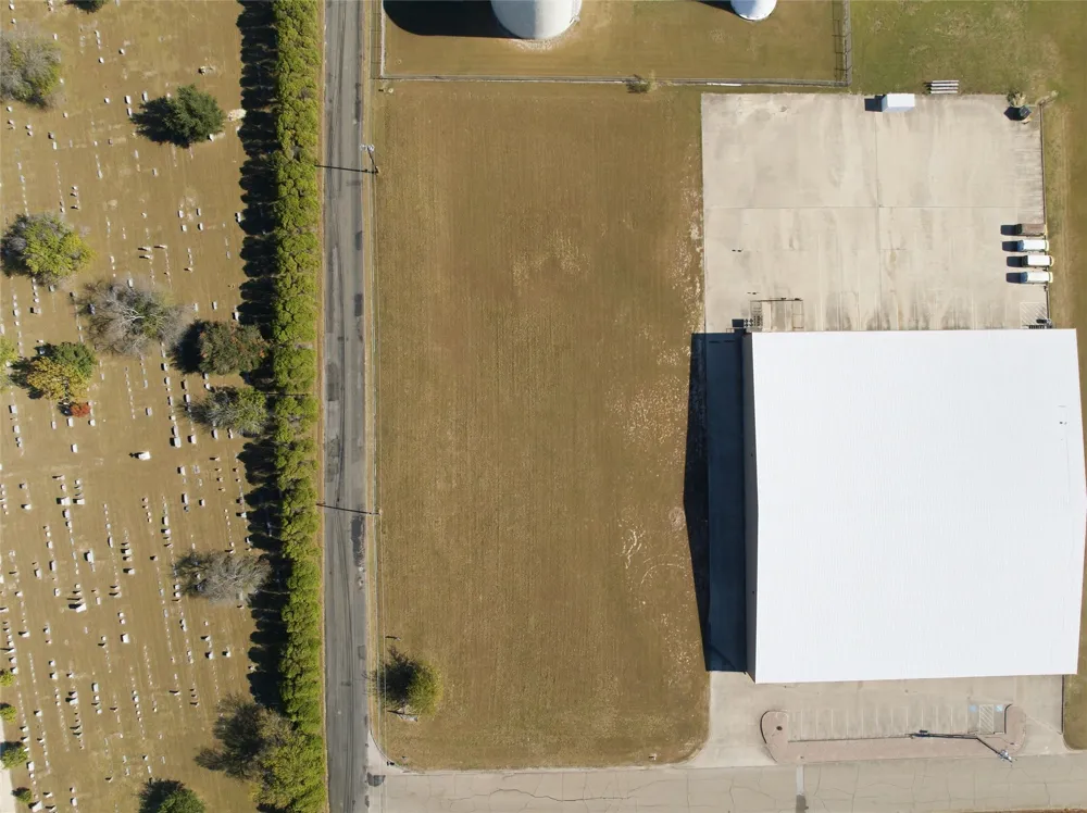8093 Robinson Industrial Park Robinson, TX 76706