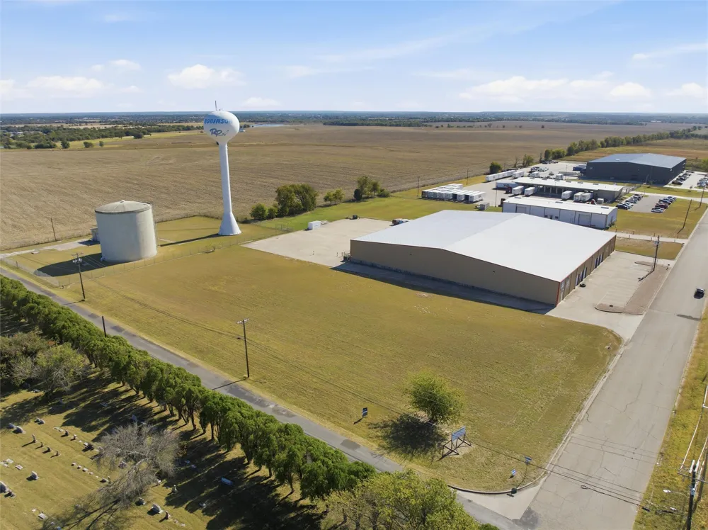 8093 Robinson Industrial Park Robinson, TX 76706