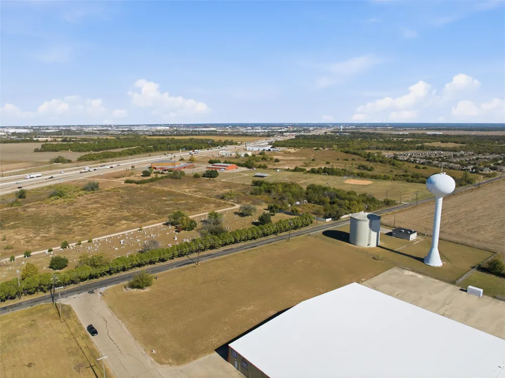 8093 Robinson Industrial Park Robinson, TX 76706