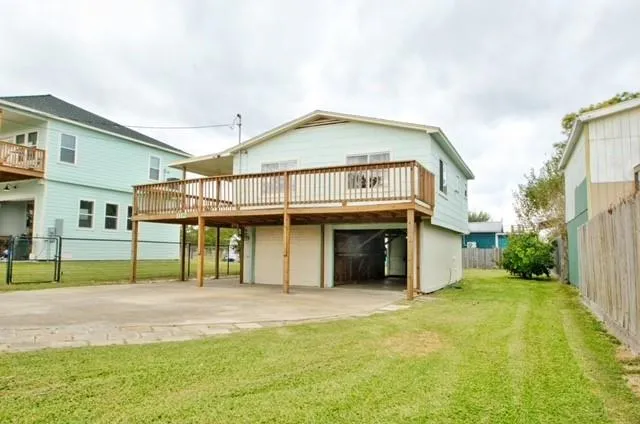 1112 7th Street San Leon, TX 77539