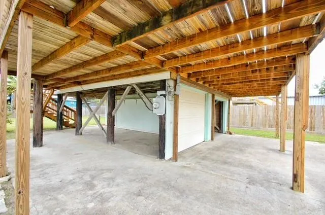 1112 7th Street San Leon, TX 77539