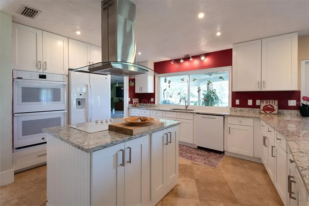 11580 W DIXIE SHORES DRIVE Crystal River, FL 34429