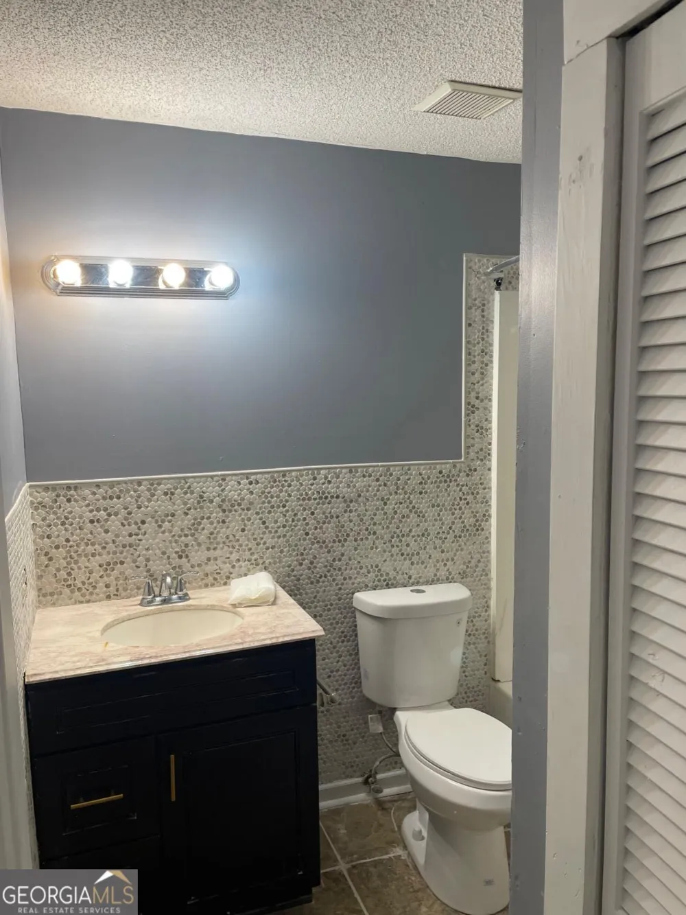 6354 Shannon PKWY Union City, GA 30291