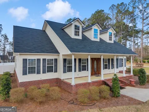 540 Pinegrove DR