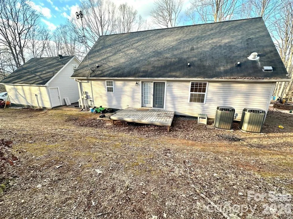 386 Groves Road Union Mills, NC 28167