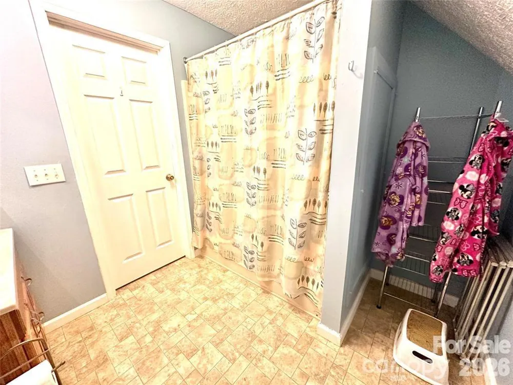 386 Groves Road Union Mills, NC 28167