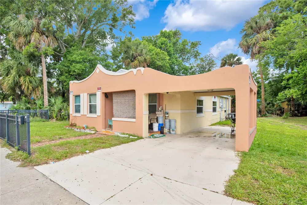 640 ORANGE AVENUE Daytona Beach, FL 32114