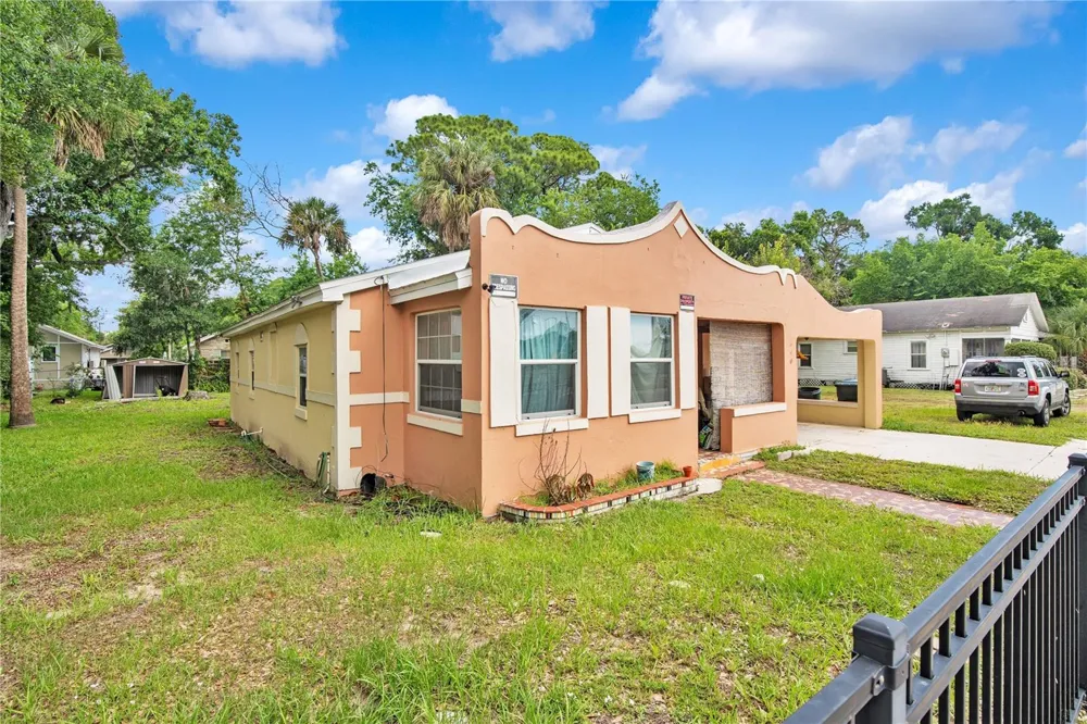 640 ORANGE AVENUE Daytona Beach, FL 32114