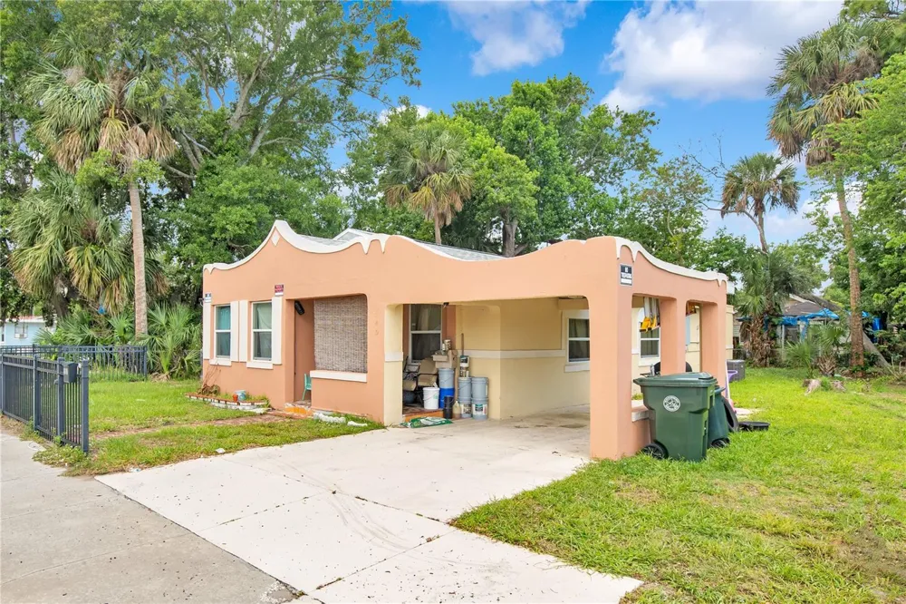 640 ORANGE AVENUE Daytona Beach, FL 32114