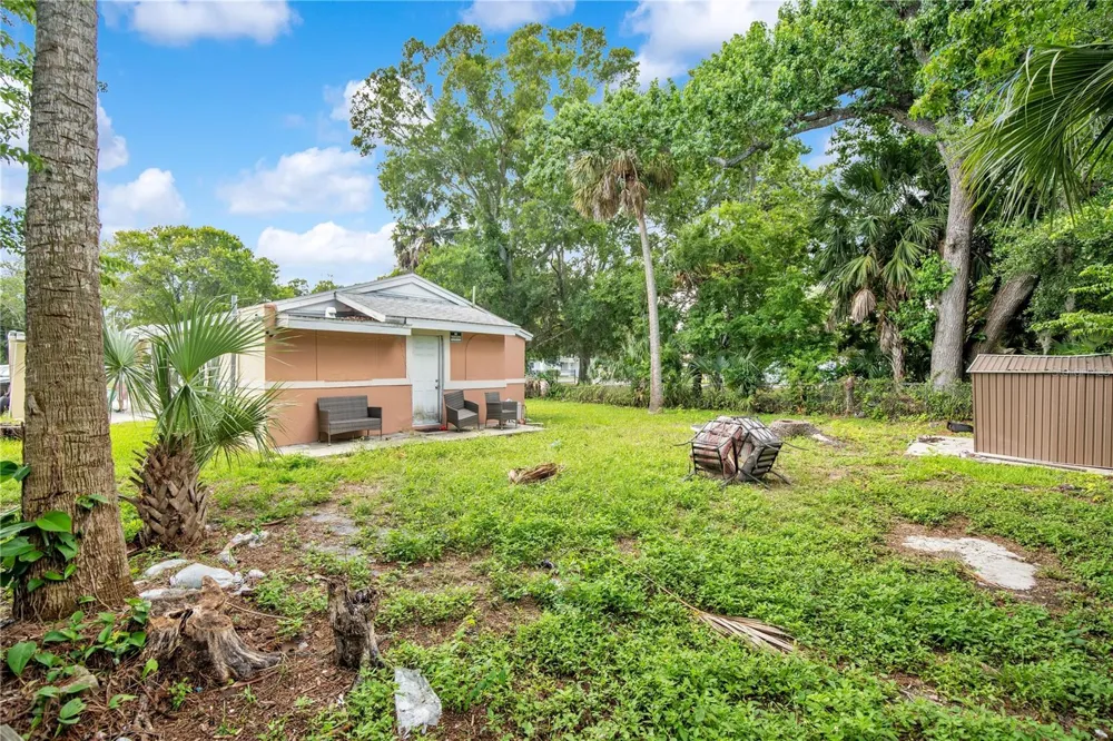 640 ORANGE AVENUE Daytona Beach, FL 32114