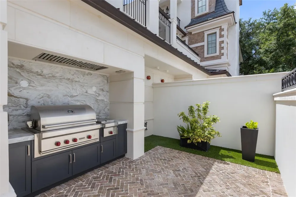 649 PARK AVENUE Winter Park, FL 32789