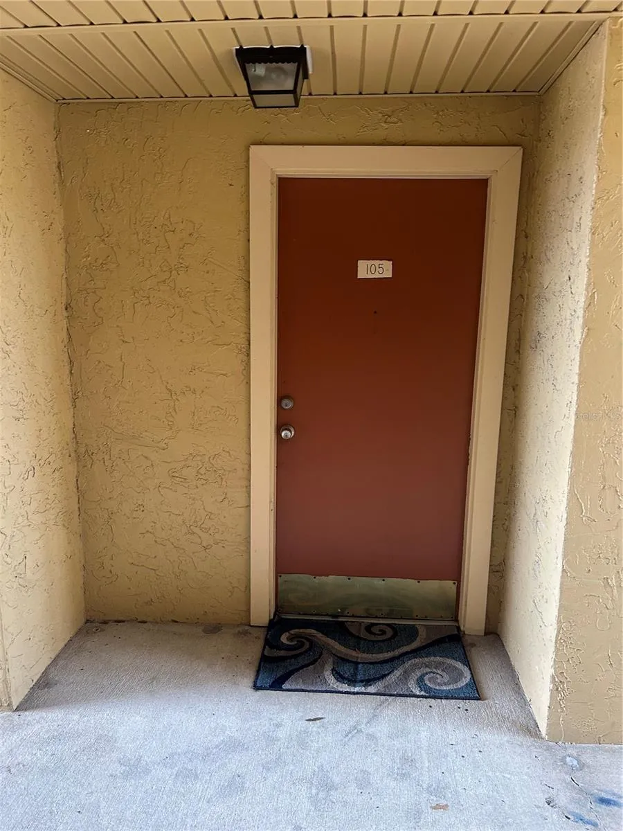 636 KENWICK CIRCLE #105 Casselberry, FL 32707