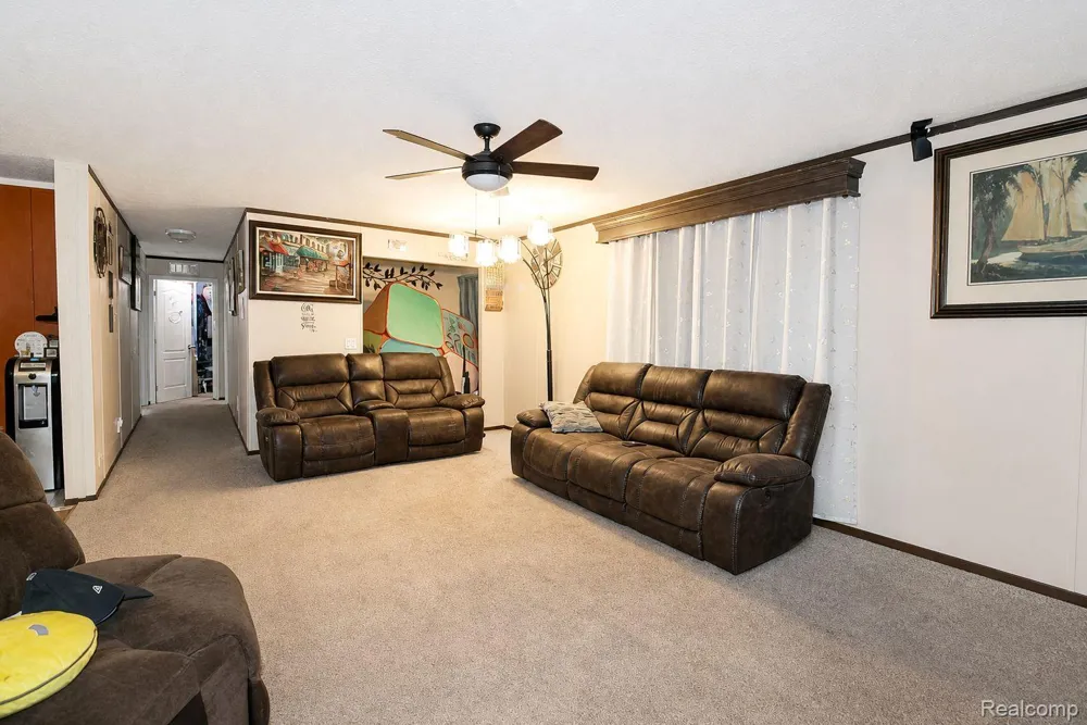 24445 Edwin Drive Brownstown Charter Township, MI 48134