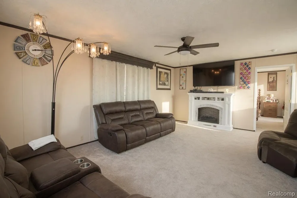 24445 Edwin Drive Brownstown Charter Township, MI 48134