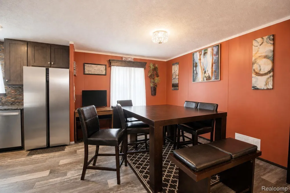 24445 Edwin Drive Brownstown Charter Township, MI 48134