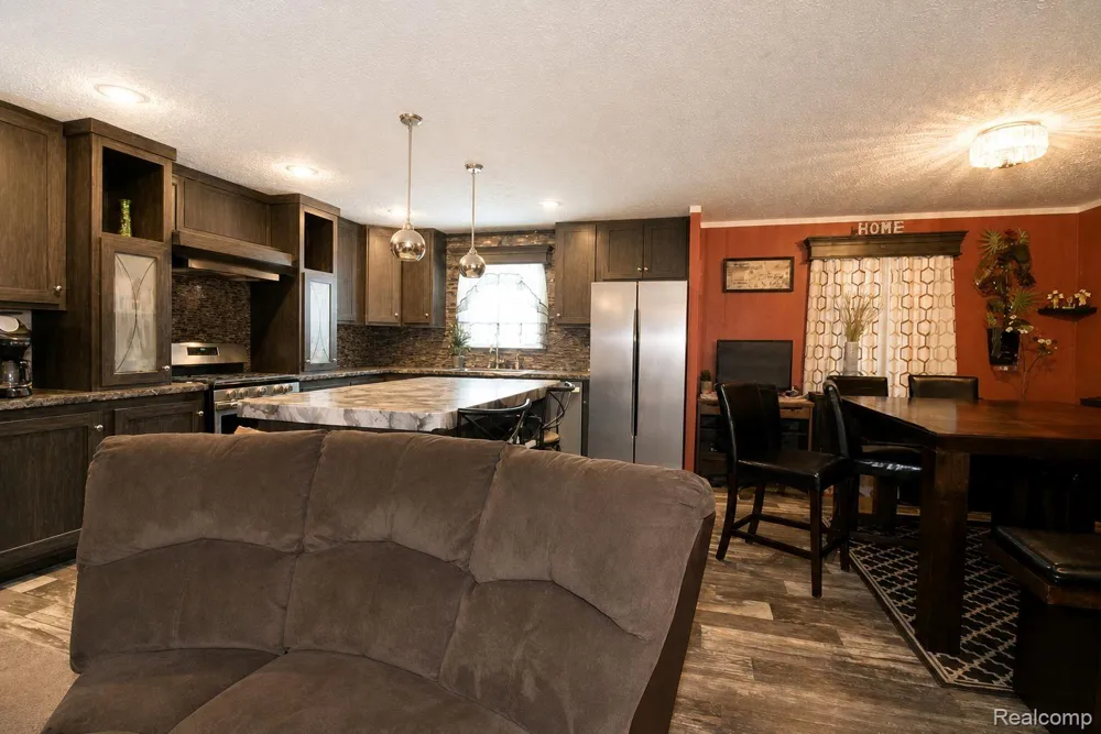 24445 Edwin Drive Brownstown Charter Township, MI 48134