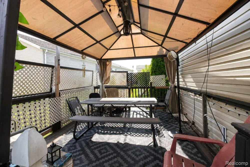 24445 Edwin Drive Brownstown Charter Township, MI 48134