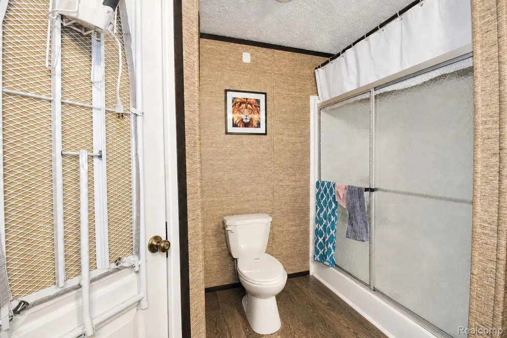 24445 Edwin Drive Brownstown Charter Township, MI 48134