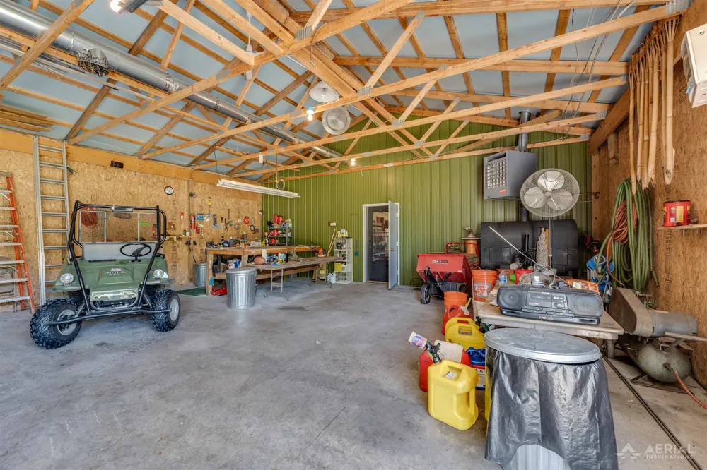 4950 Berry Road Foster Township, MI 48661