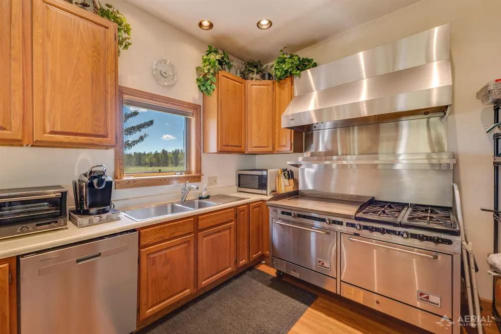 4950 Berry Road Foster Township, MI 48661