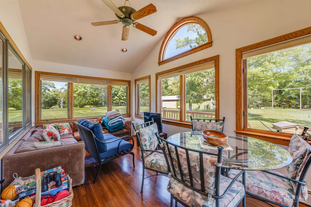 4950 Berry Road Foster Township, MI 48661