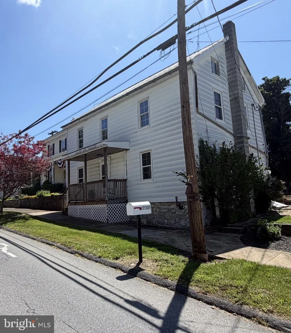 21321 LEITER STREET Hagerstown, MD 21742
