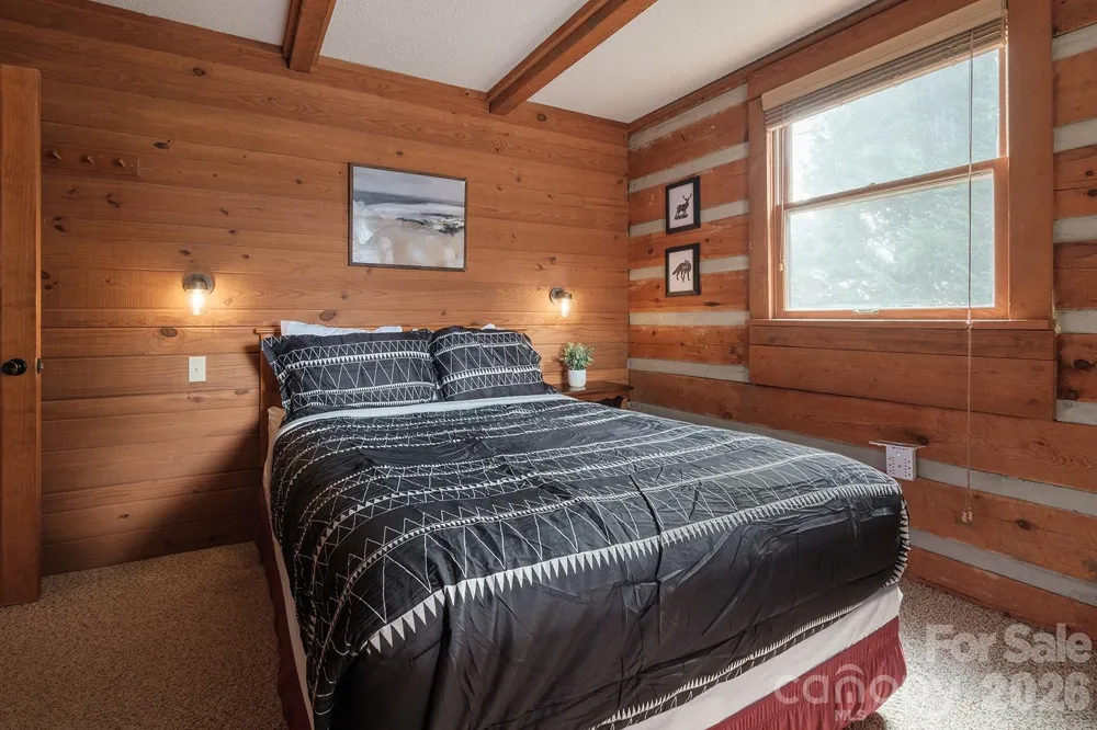 658 Biltmore Circle Bryson City, NC 28713