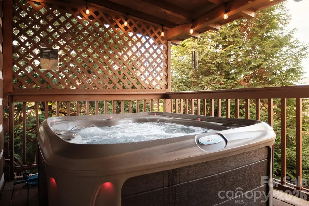 658 Biltmore Circle Bryson City, NC 28713