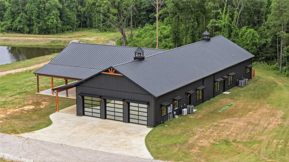 447 County Road 2211 Rusk, TX 75785