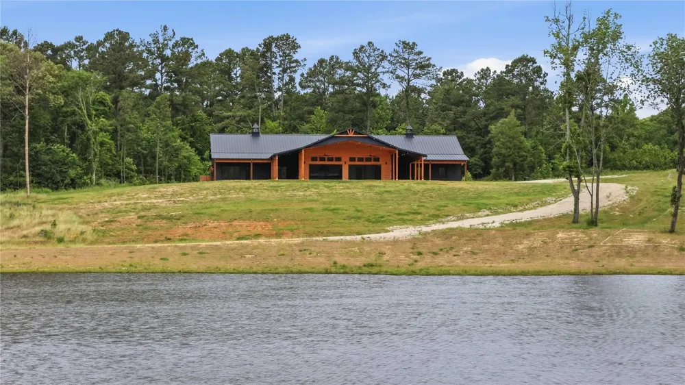 447 County Road 2211 Rusk, TX 75785