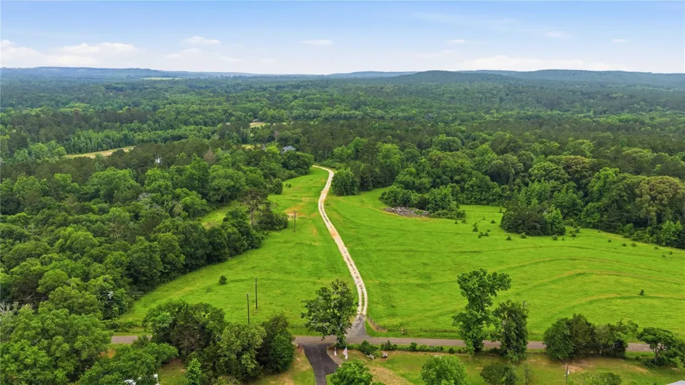 447 County Road 2211 Rusk, TX 75785