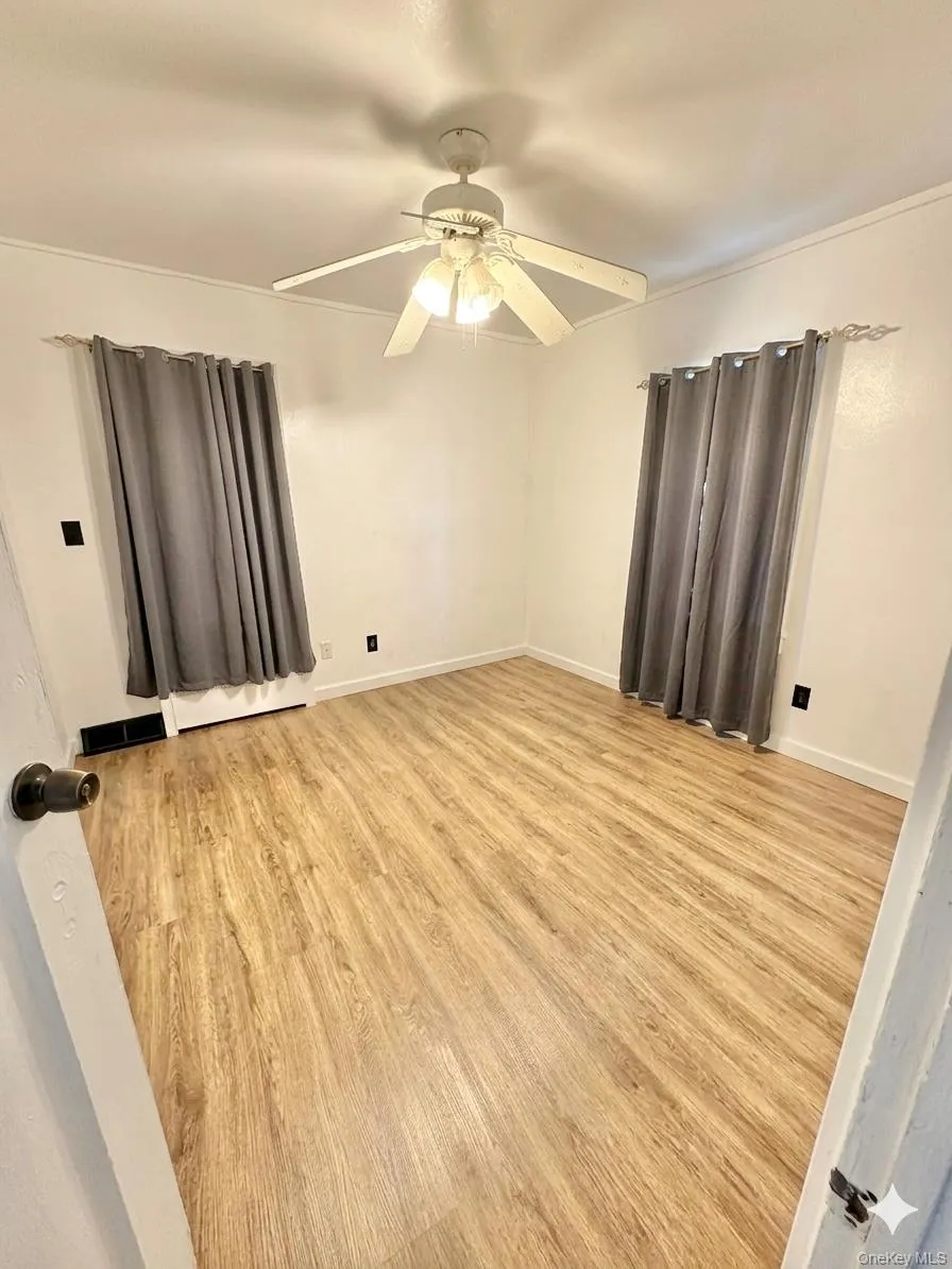 22723 109th Avenue Queens Village, NY 11429