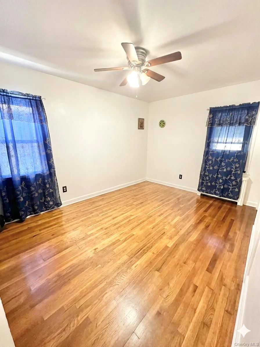 22723 109th Avenue Queens Village, NY 11429