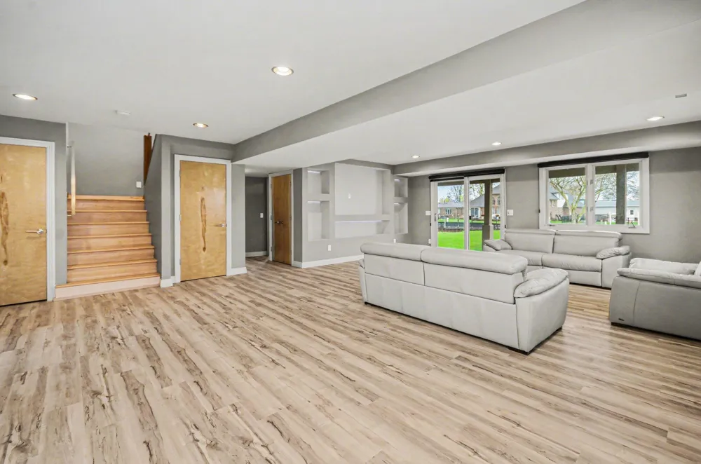 41285 Belvidere Street Harrison Township, MI 48045