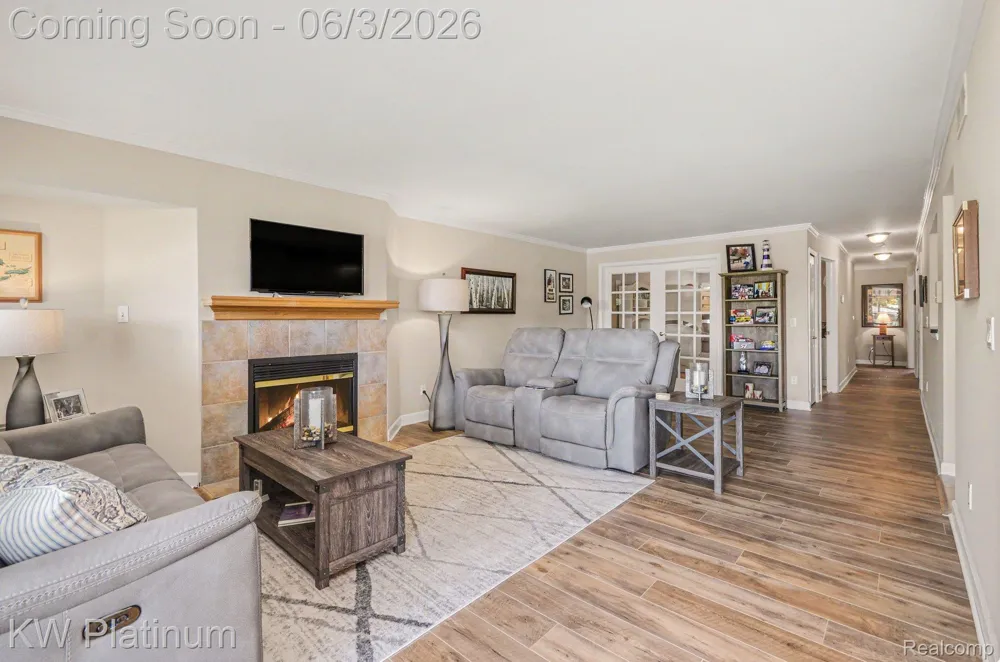 37860 Jefferson Avenue Harrison Charter Township, MI 48045