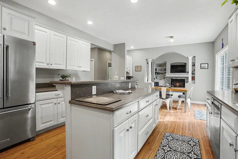 6400 Boulder Drive Norton Shores City, MI 49444
