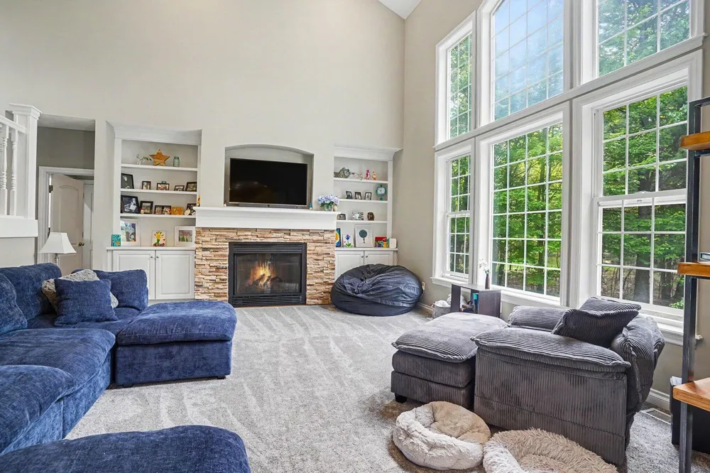 6400 Boulder Drive Norton Shores City, MI 49444