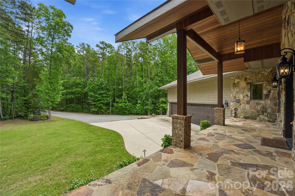 9860 Harvest Lane Davidson, NC 28036